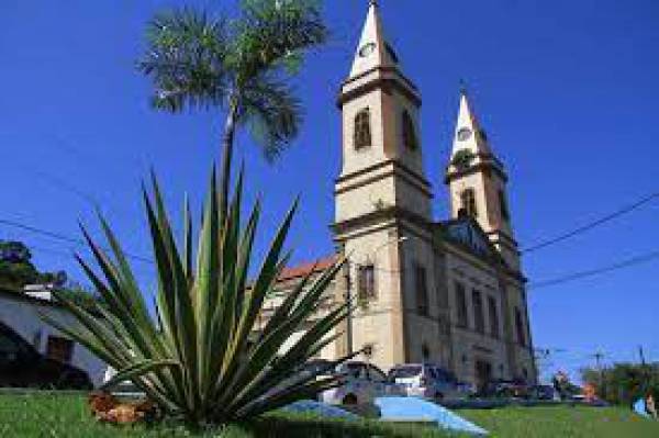 Igreja Matriz da cidade de São Gonçalo RJ   - site efuturo.com.br